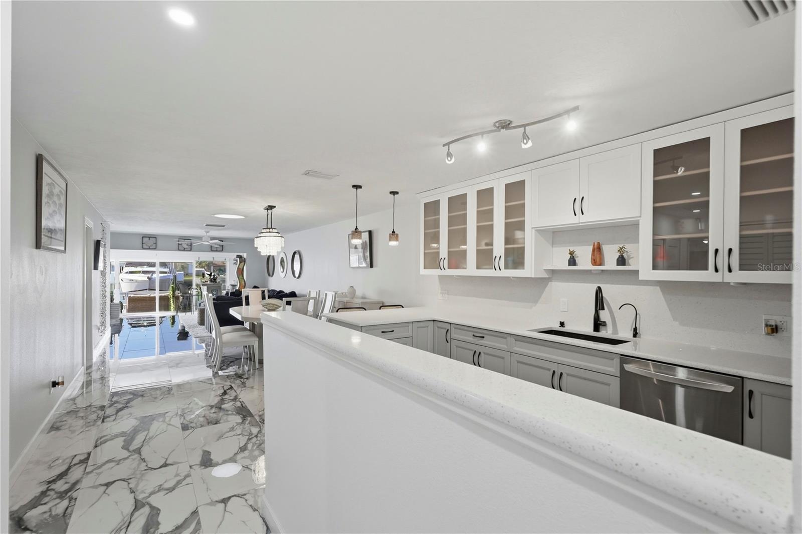 BOCA CIEGA POINT EAST - Residential