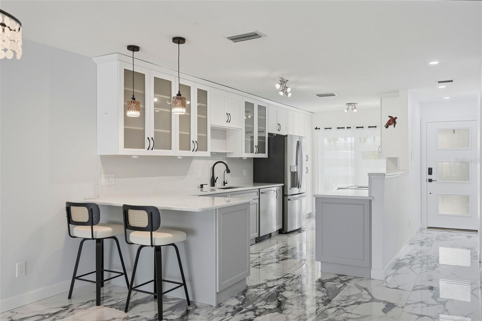 BOCA CIEGA POINT EAST - Residential