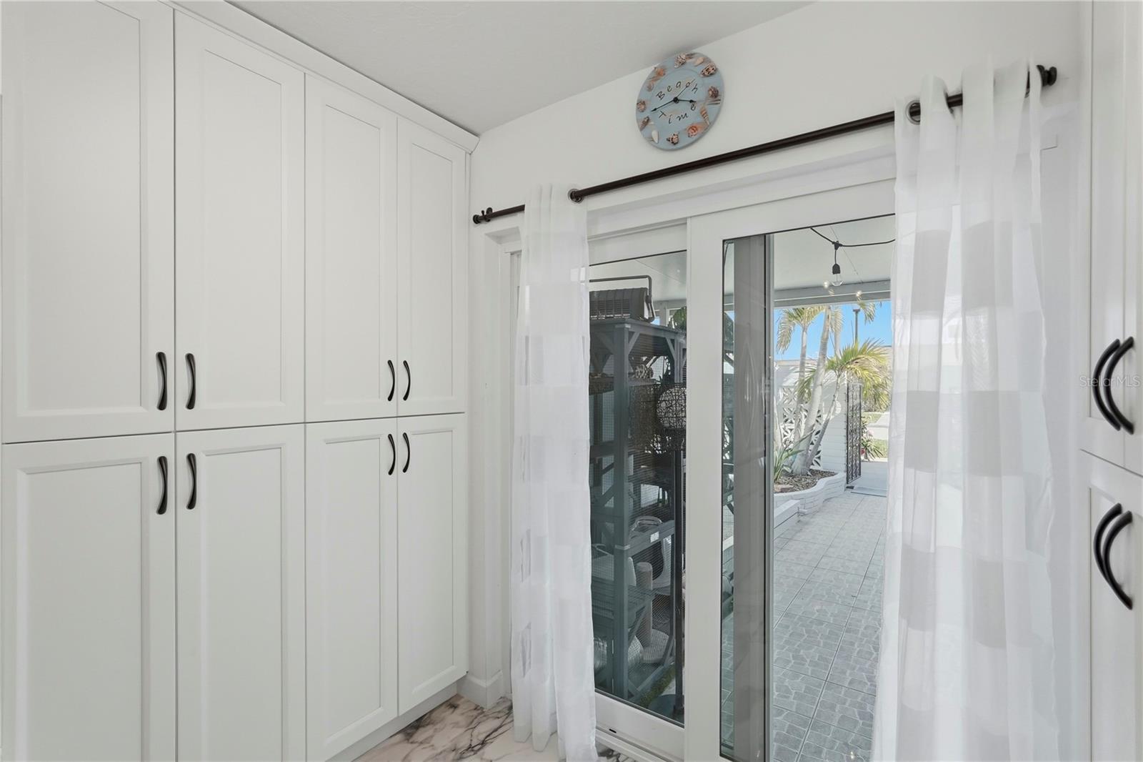 BOCA CIEGA POINT EAST - Residential