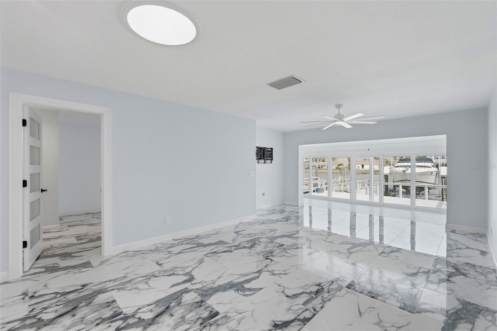 BOCA CIEGA POINT EAST - Residential