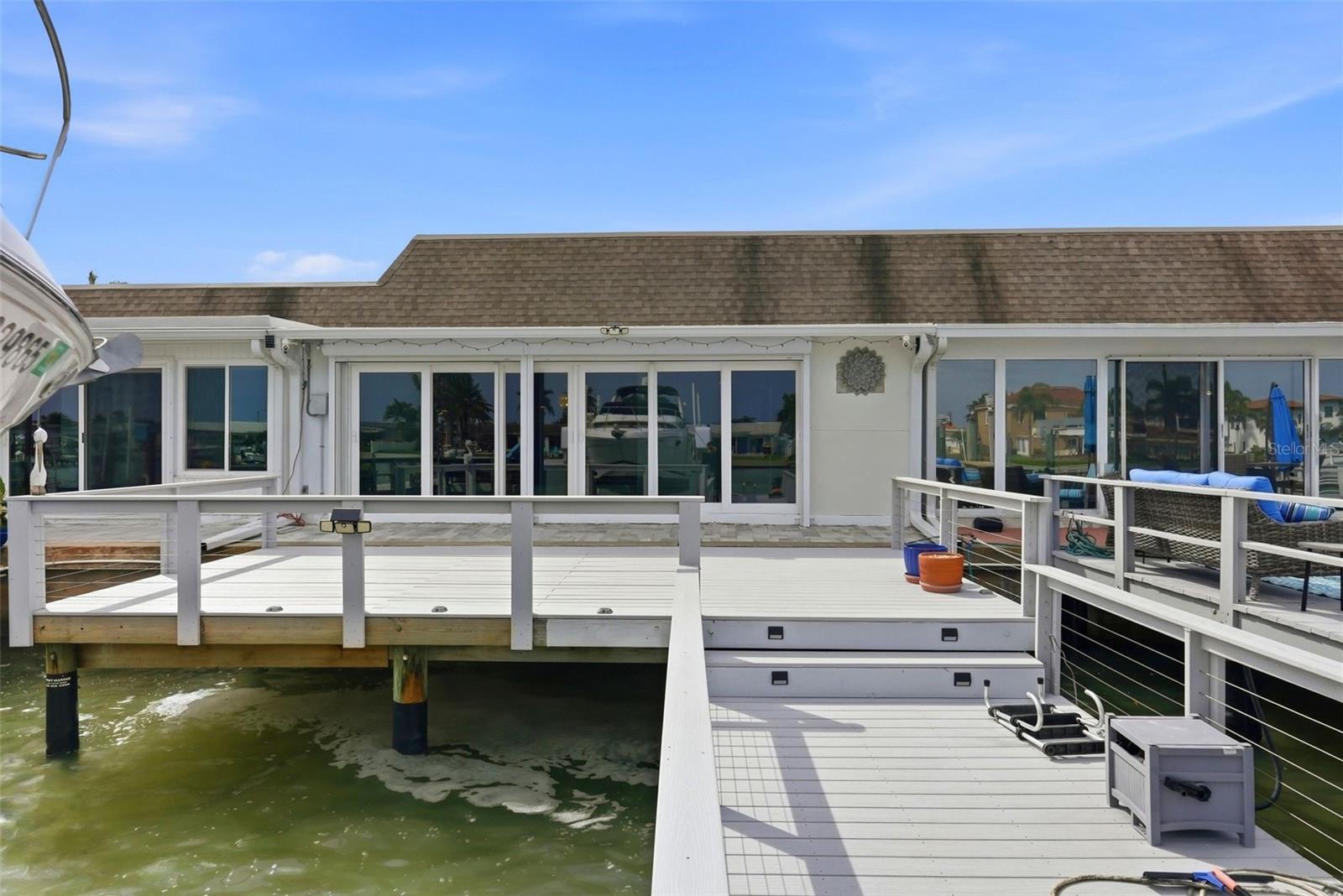 BOCA CIEGA POINT EAST - Residential