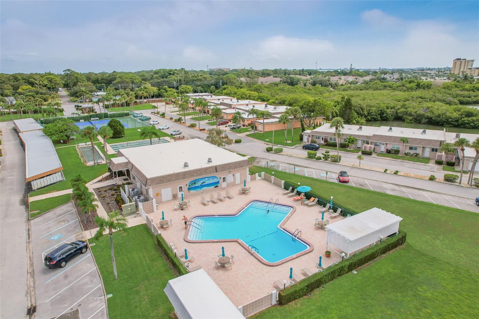 BOCA CIEGA POINT EAST - Residential