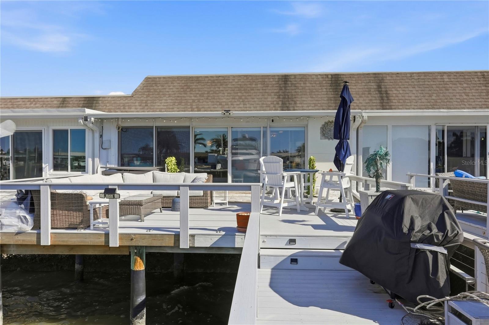 BOCA CIEGA POINT EAST - Residential
