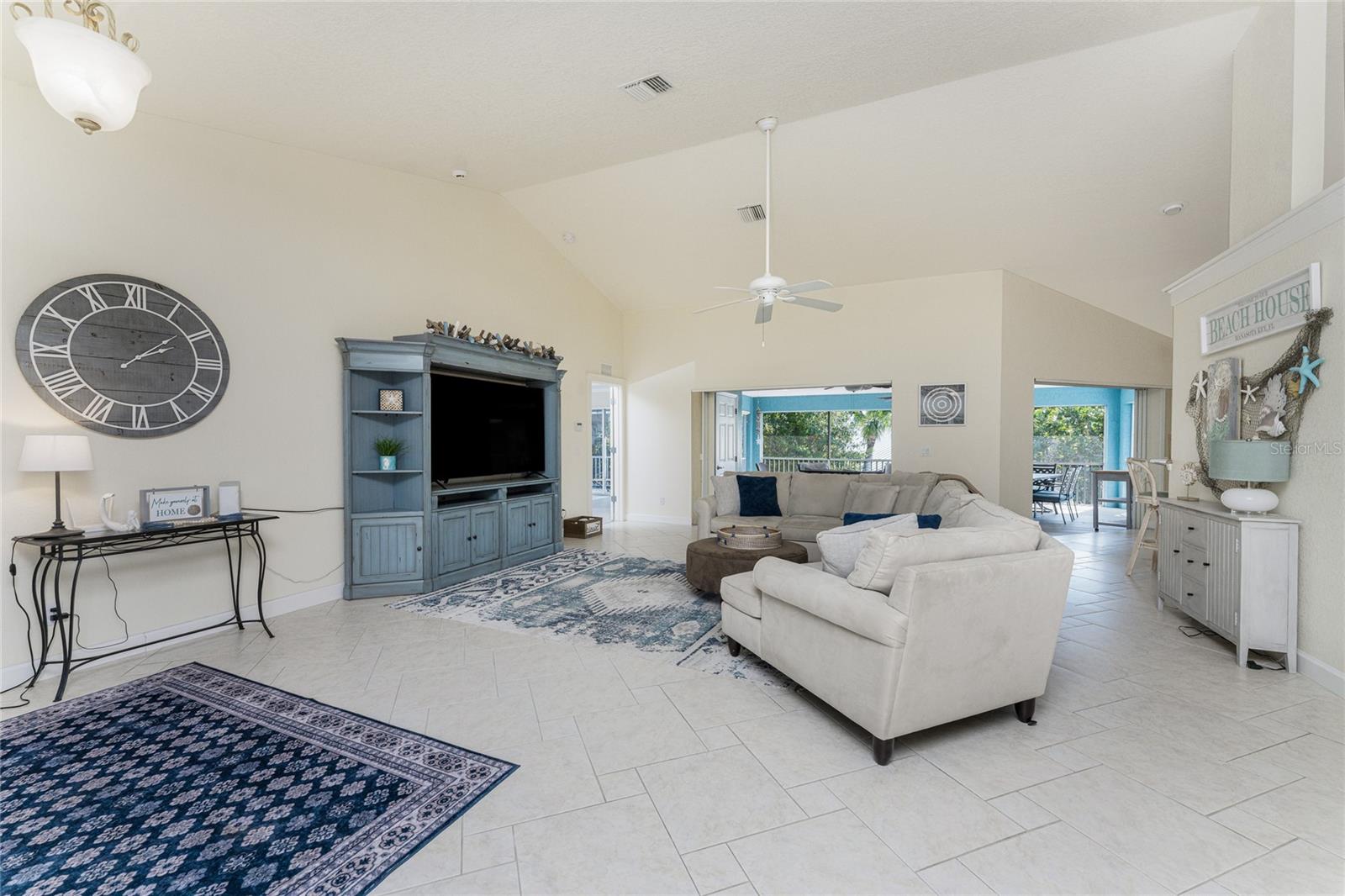 LEMON BAY HA - Residential