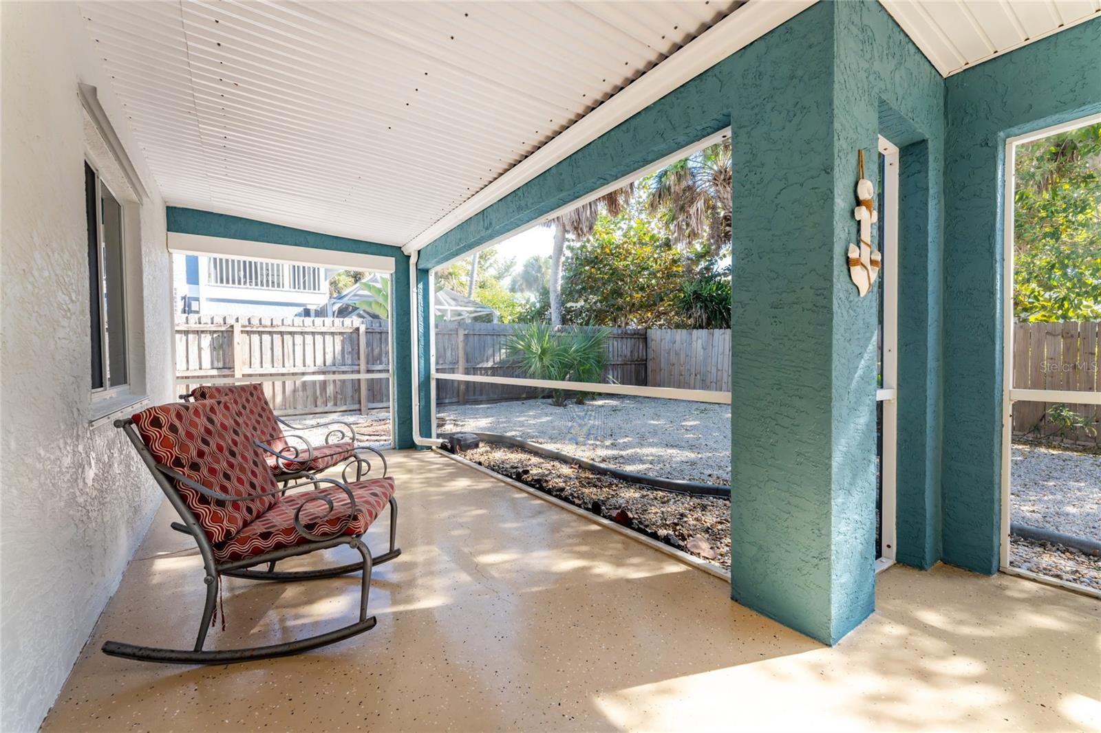 LEMON BAY HA - Residential