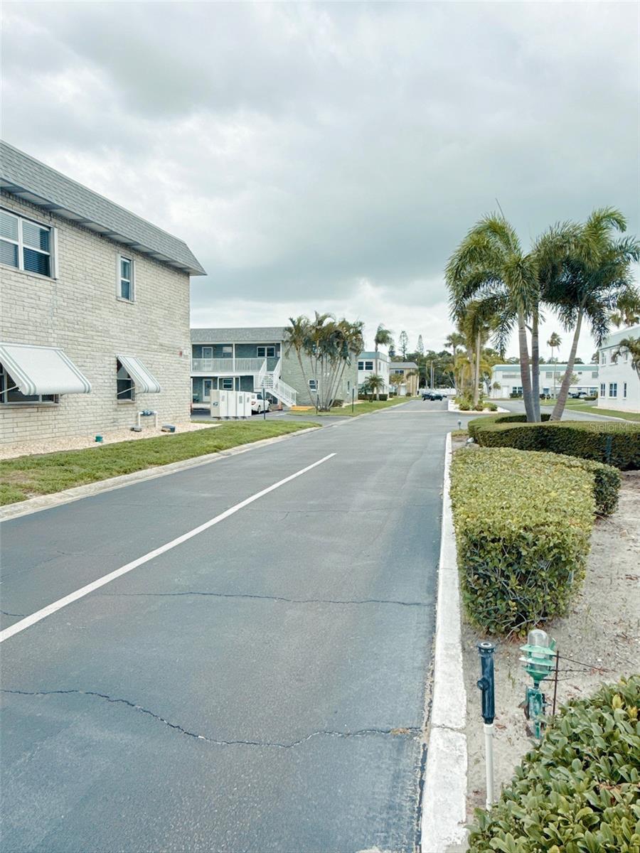 PARADISE SHORES - Residential