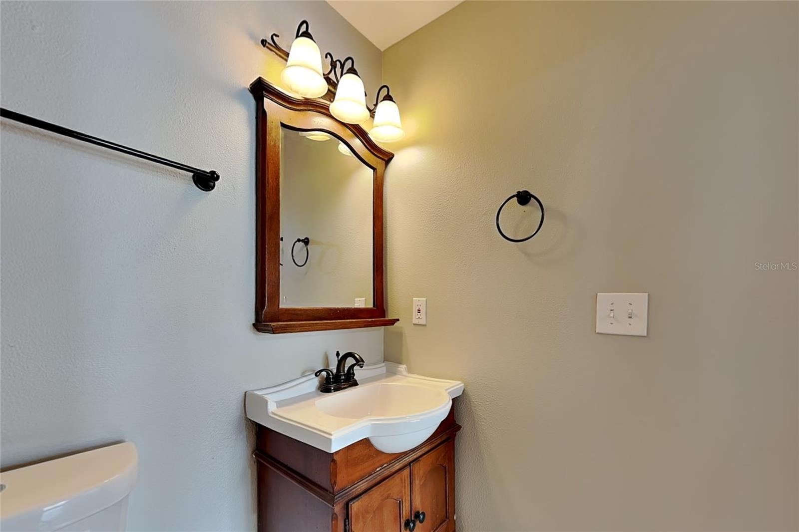 SUMMERFIELD VILLAGE II TR 5 - Residential Lease