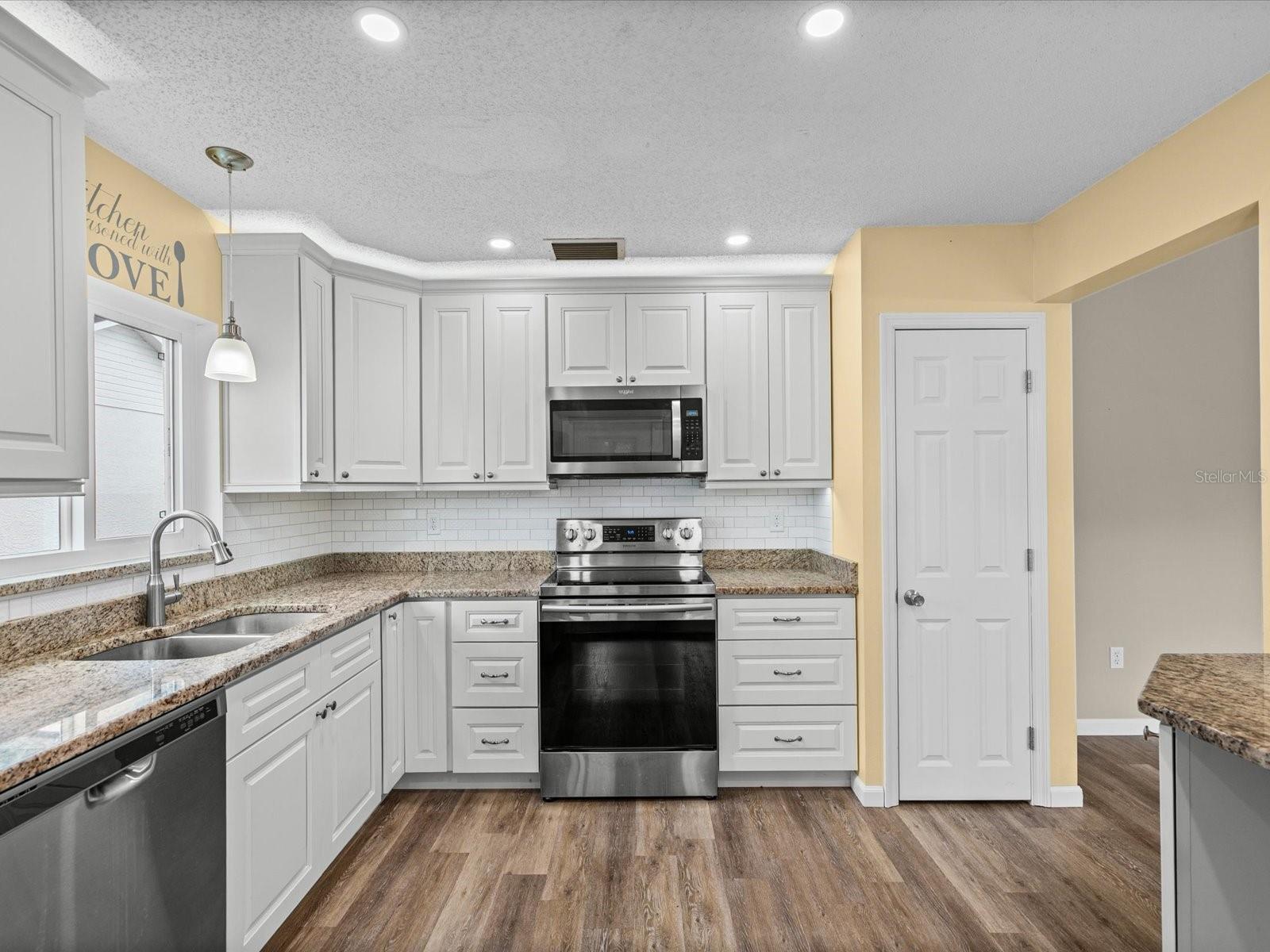 PEPPERMILL III AT PROVIDENCE L - Residential