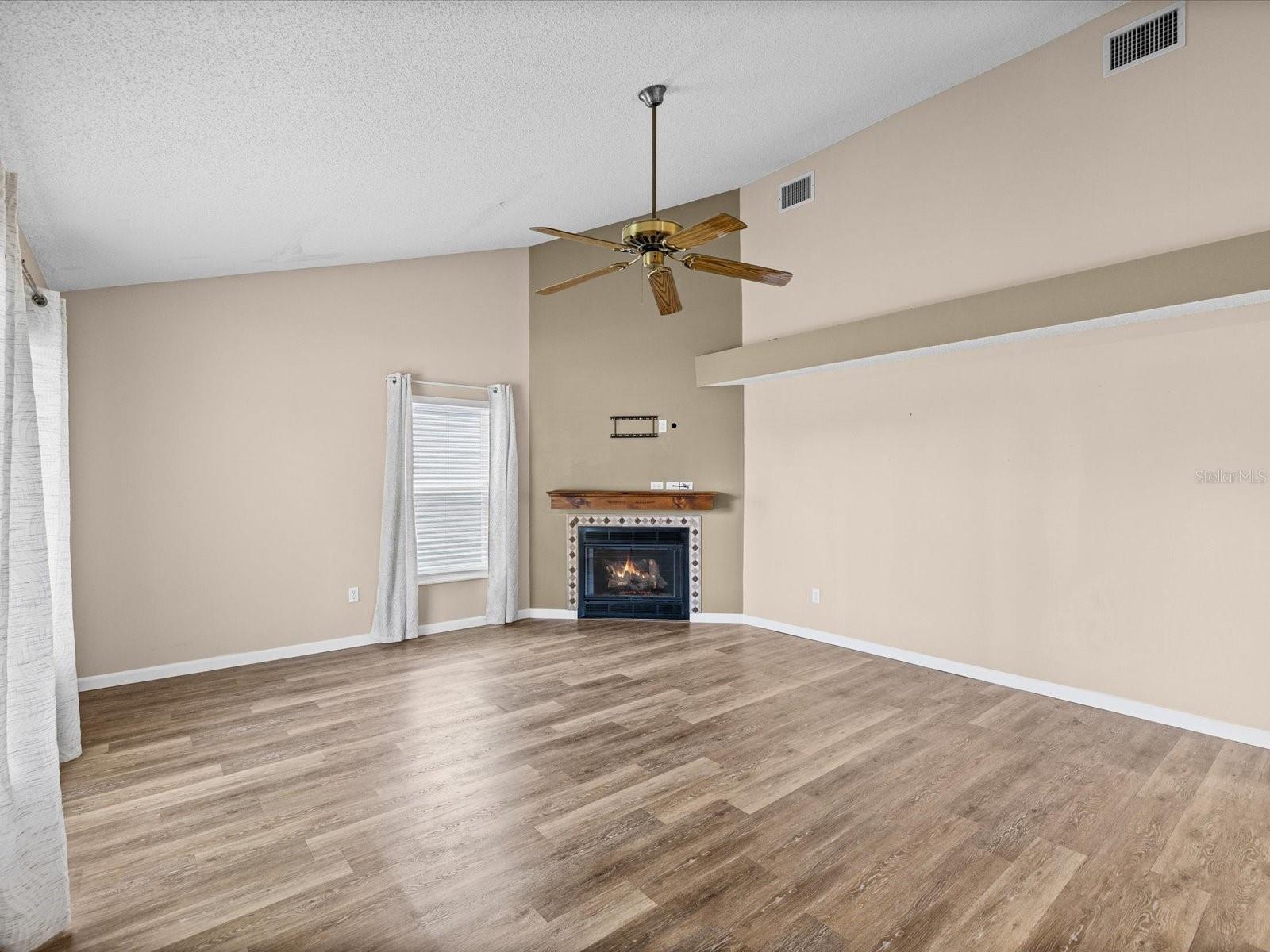 PEPPERMILL III AT PROVIDENCE L - Residential