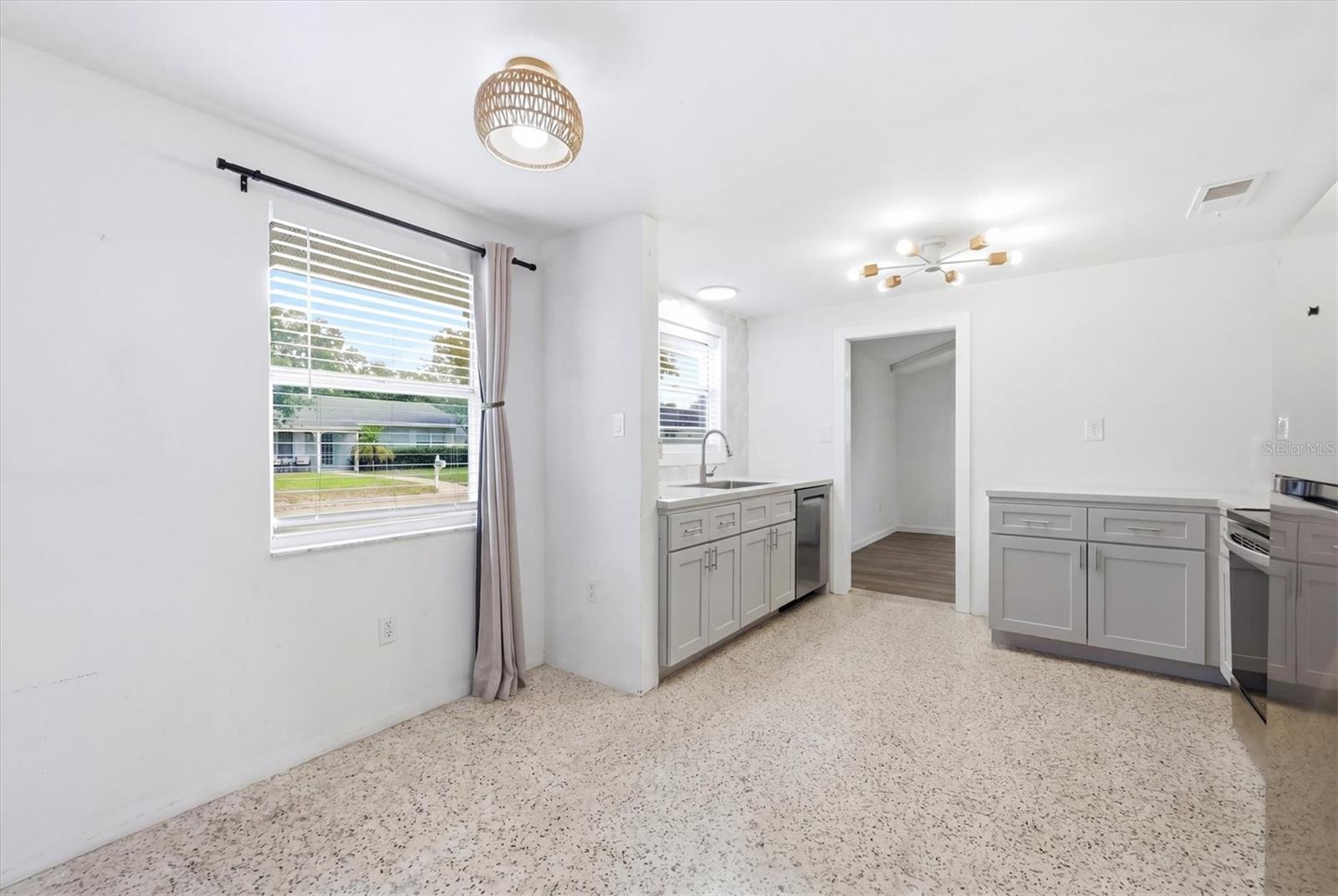 RIVERVIEW CONTINUED - Residential Income