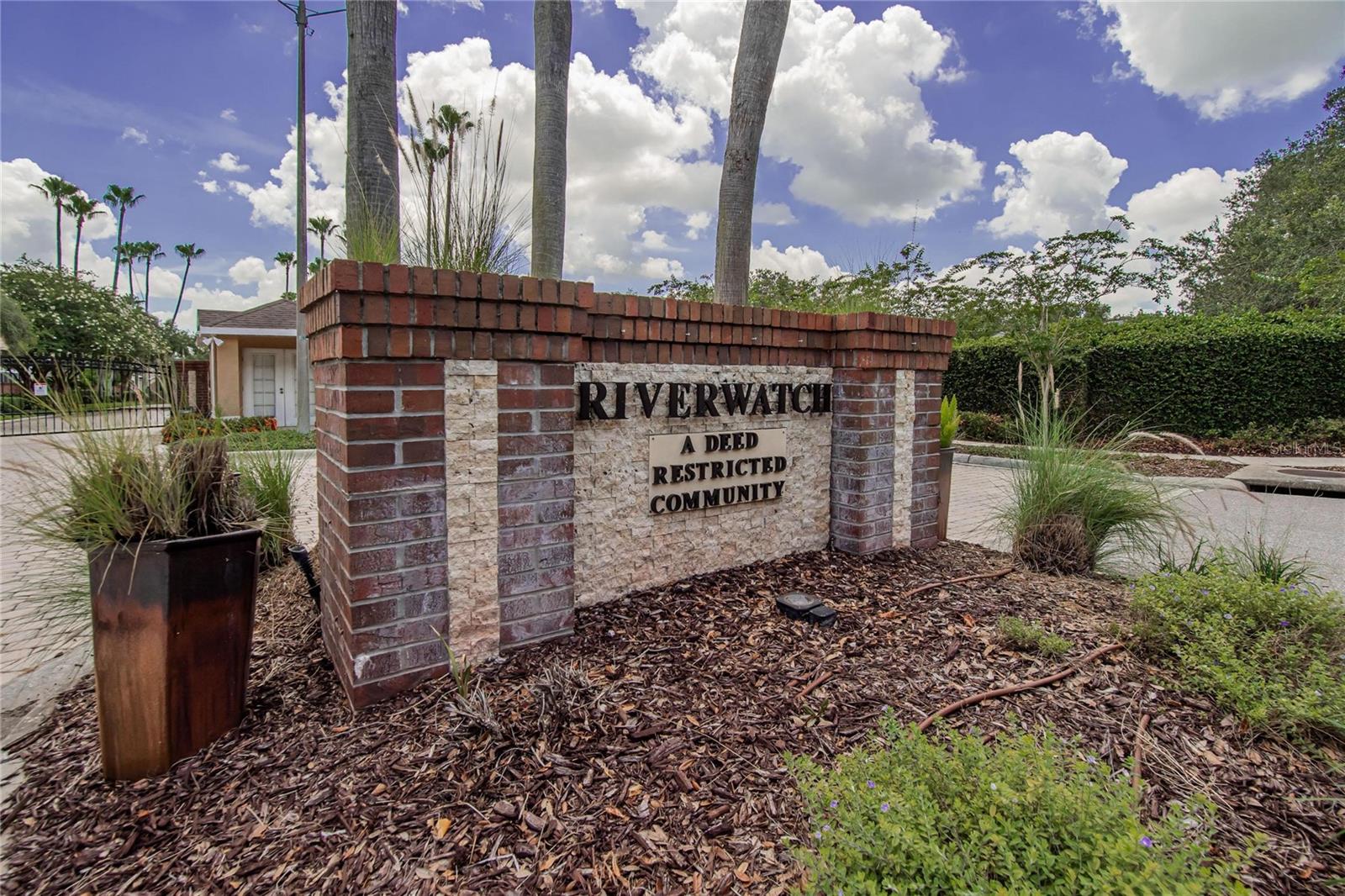 RIVERGLEN UNITS 5 6 & 7 PHAS - Residential