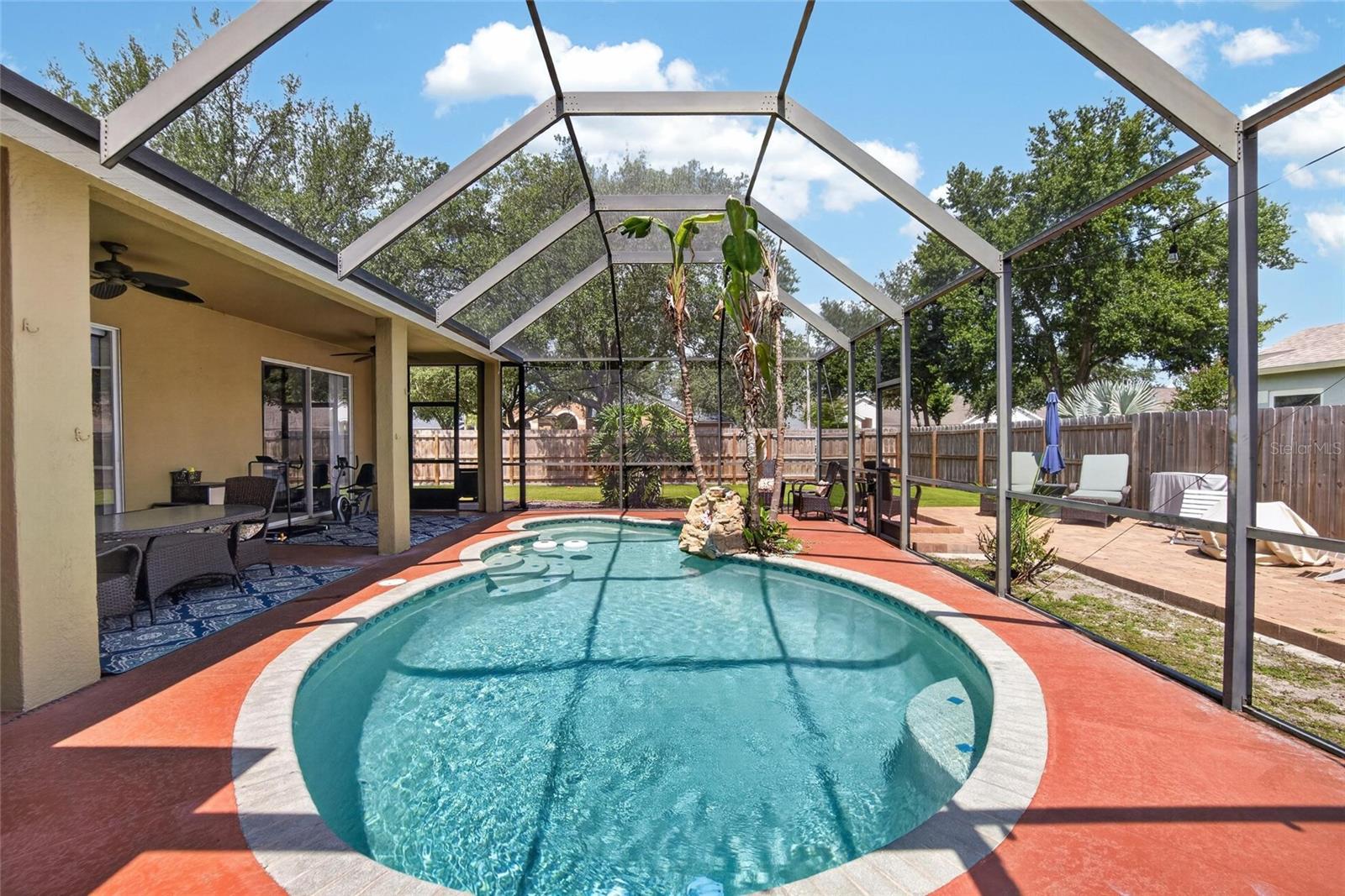 RIVERGLEN UNITS 5 6 & 7 PHAS - Residential