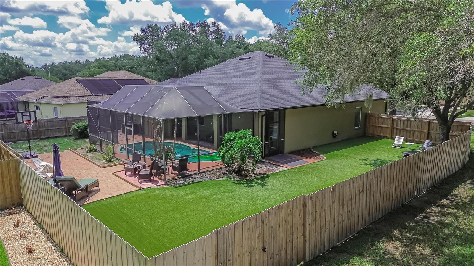 RIVERGLEN UNITS 5 6 & 7 PHAS - Residential