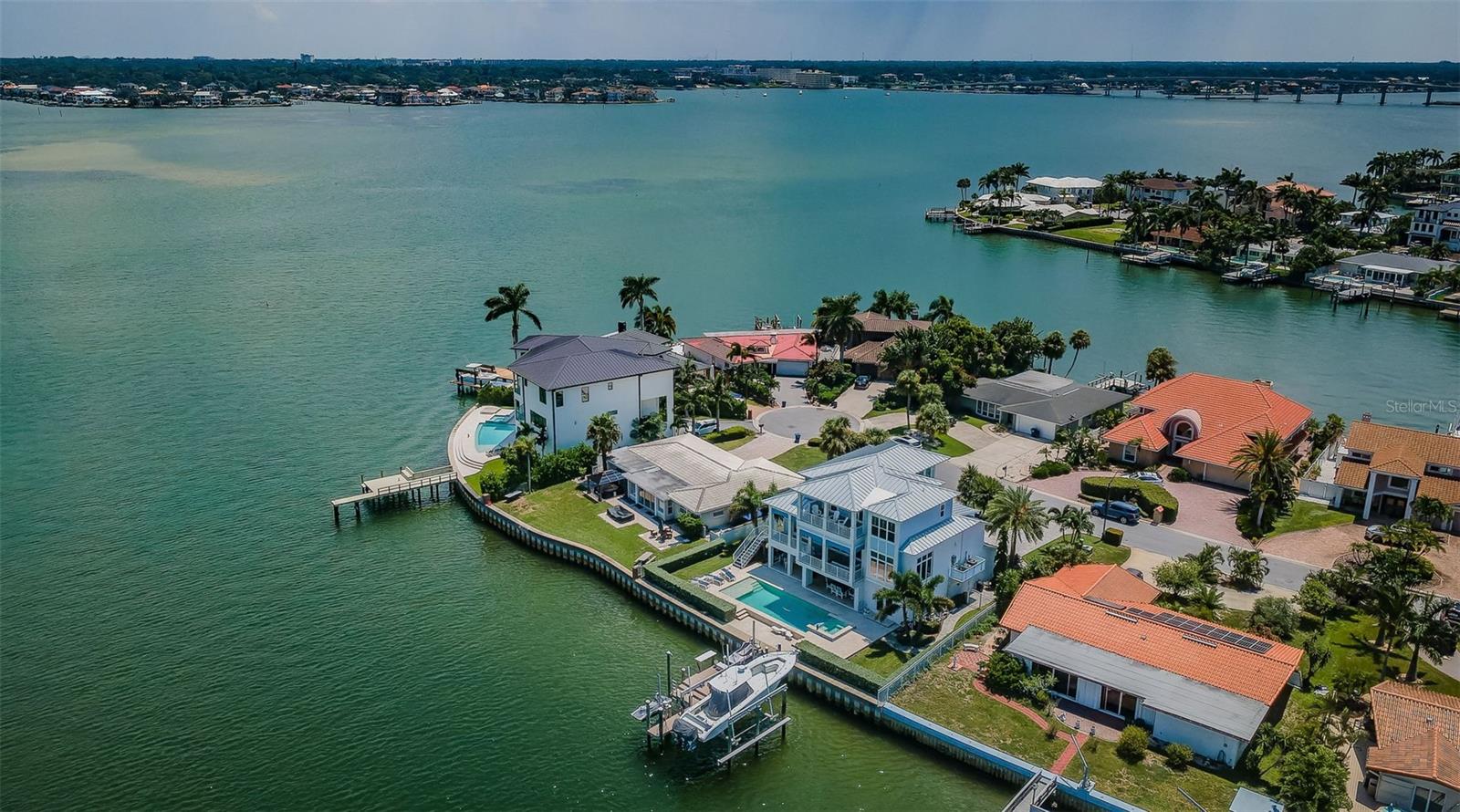 BELLEVUE ESTATES ISLAND 2ND ADD - Residential