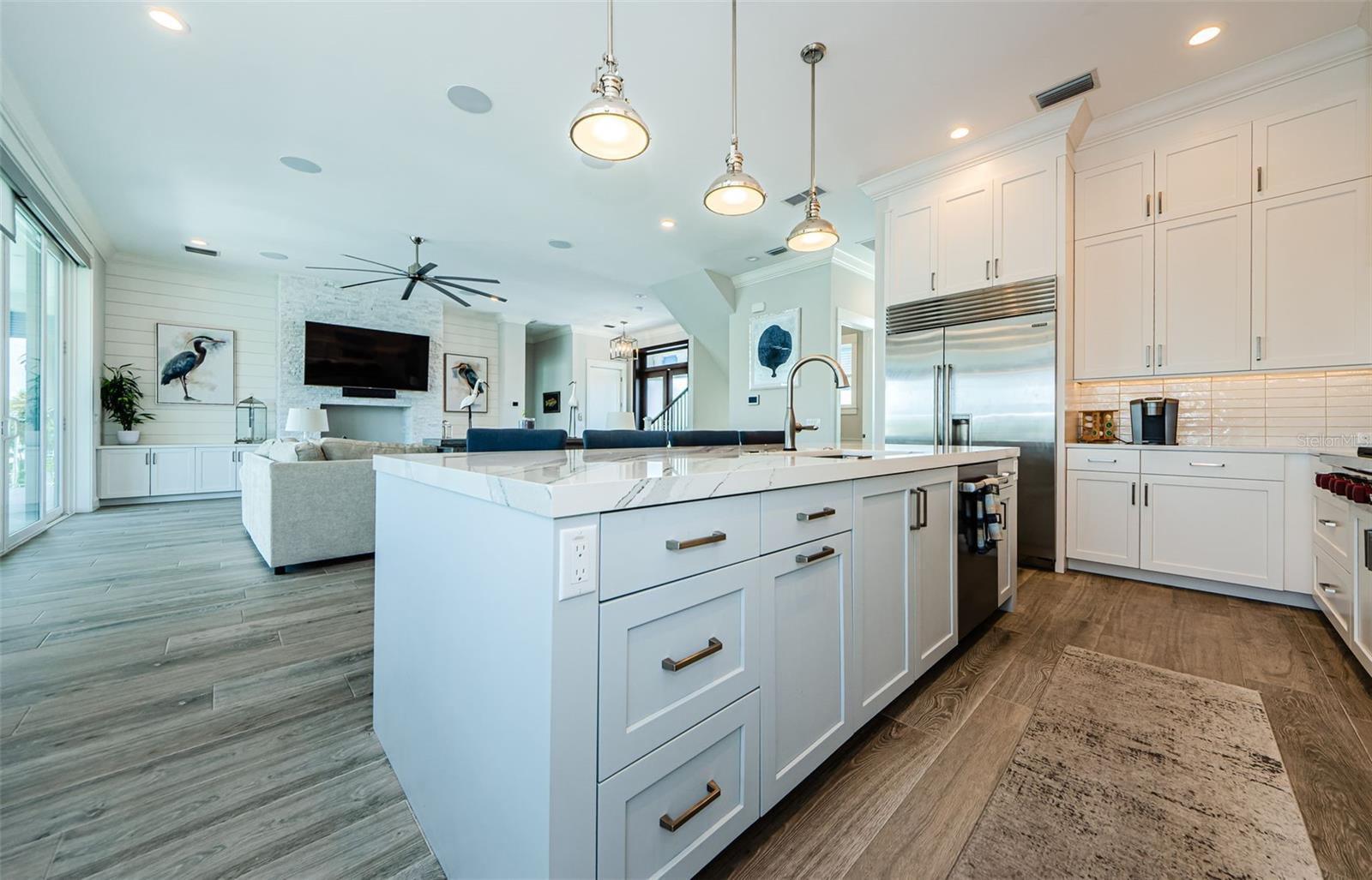 BELLEVUE ESTATES ISLAND 2ND ADD - Residential