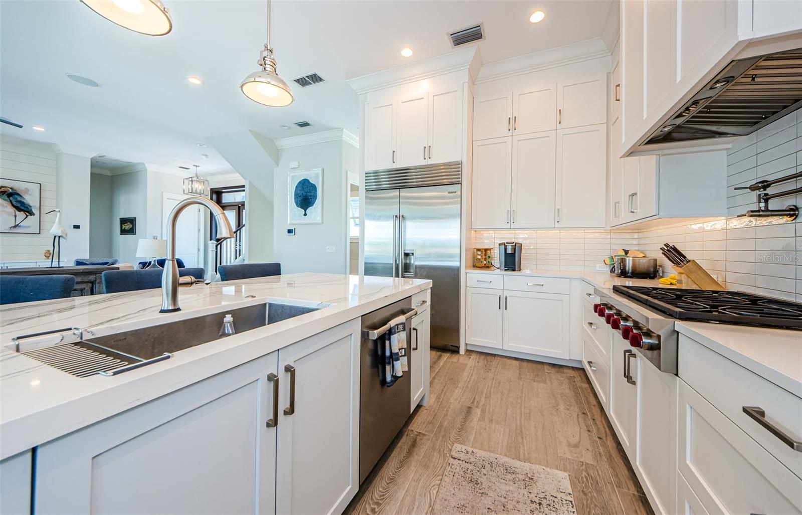 BELLEVUE ESTATES ISLAND 2ND ADD - Residential