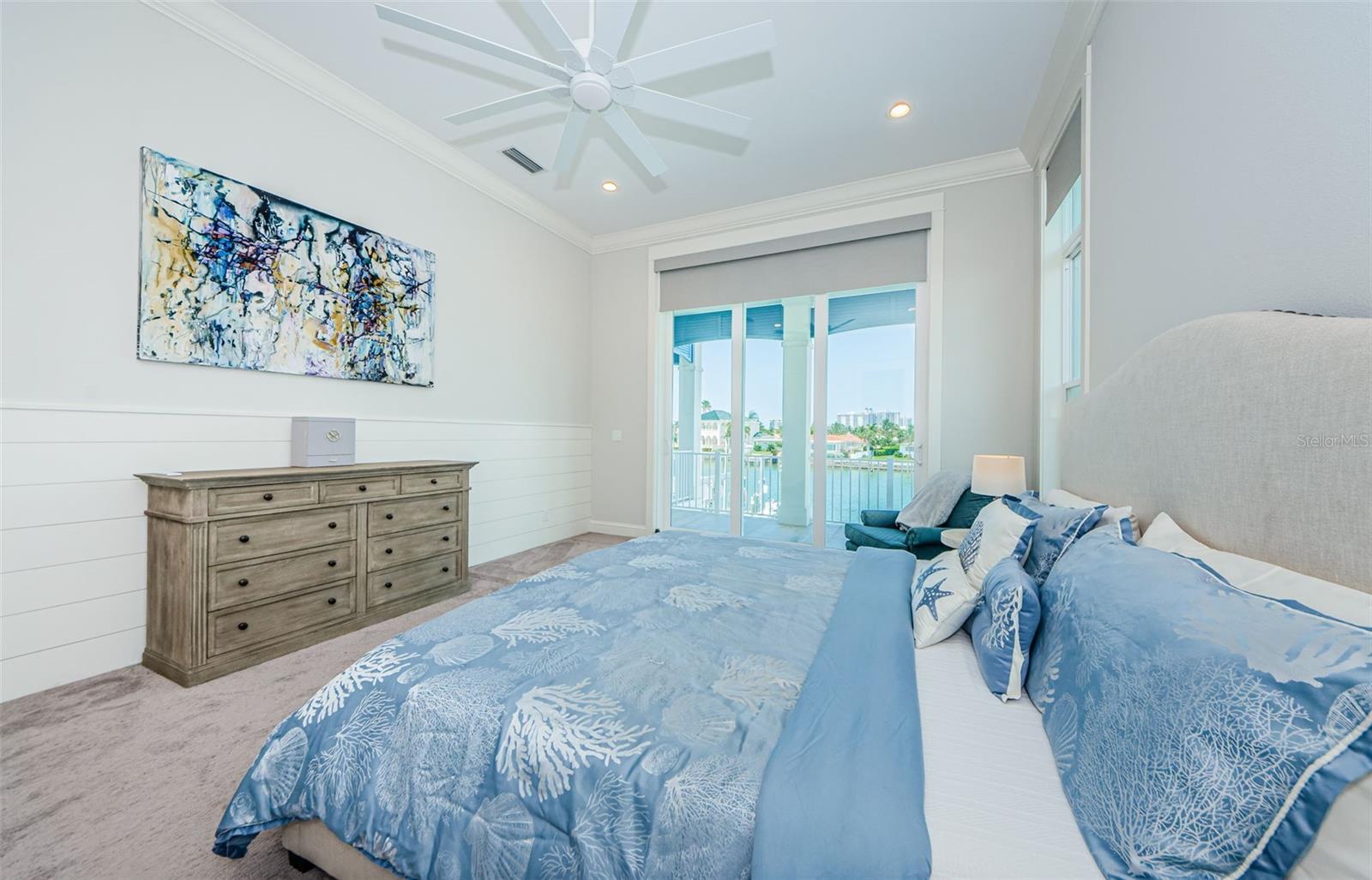 BELLEVUE ESTATES ISLAND 2ND ADD - Residential