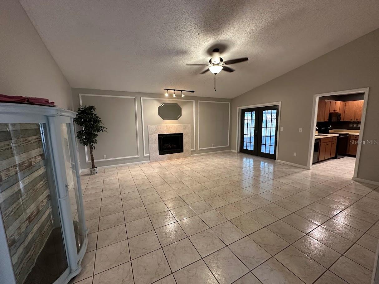 LIVINGSTON UNIT III B - Residential