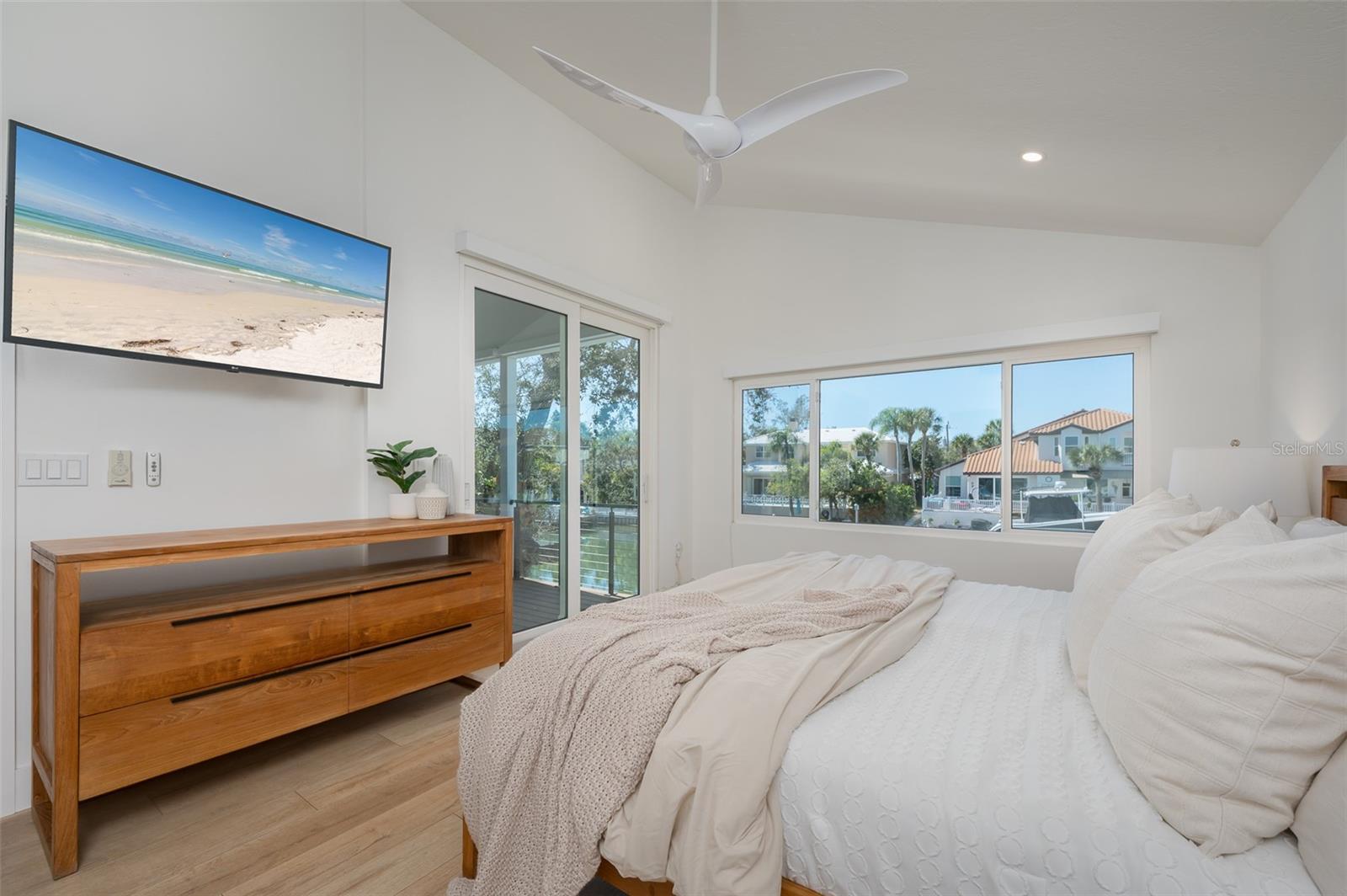 SIESTA BEACH - Residential
