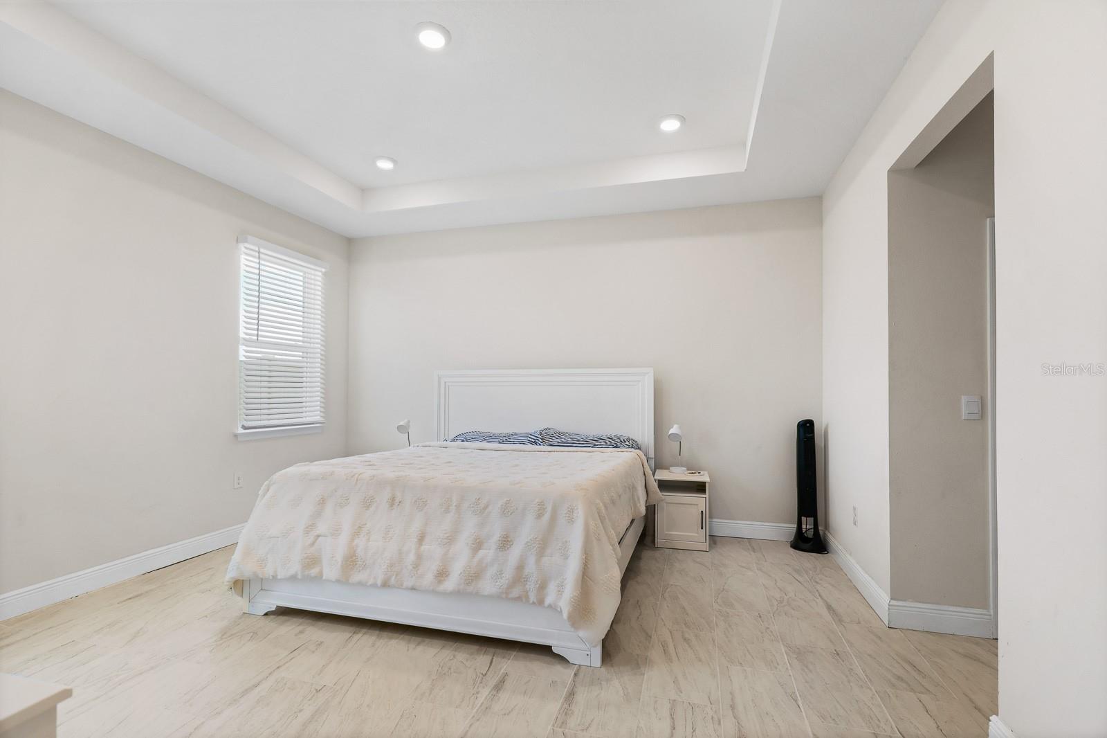 MANGROVE MANOR PH 2 - Residential Lease