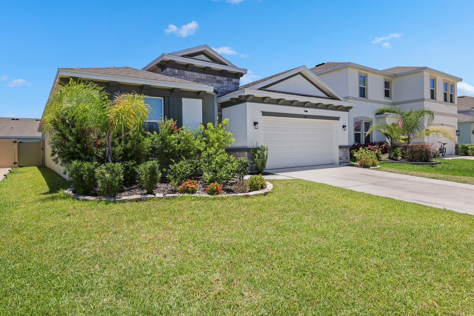 MANGROVE MANOR PH 2 - Residential Lease