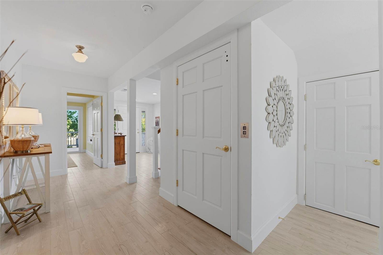 MOREY BEACH - Residential