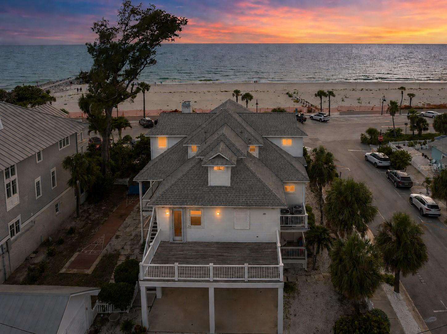 MOREY BEACH - Residential