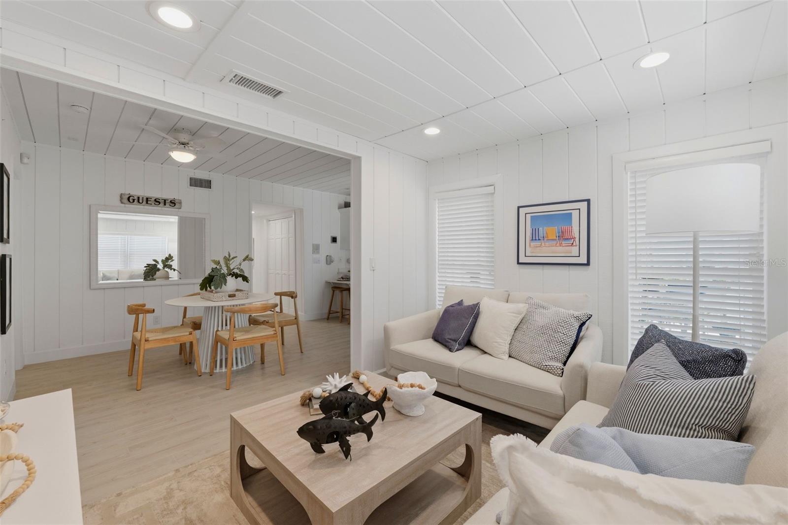 MOREY BEACH - Residential
