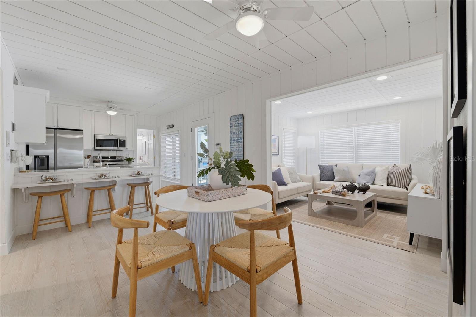 MOREY BEACH - Residential
