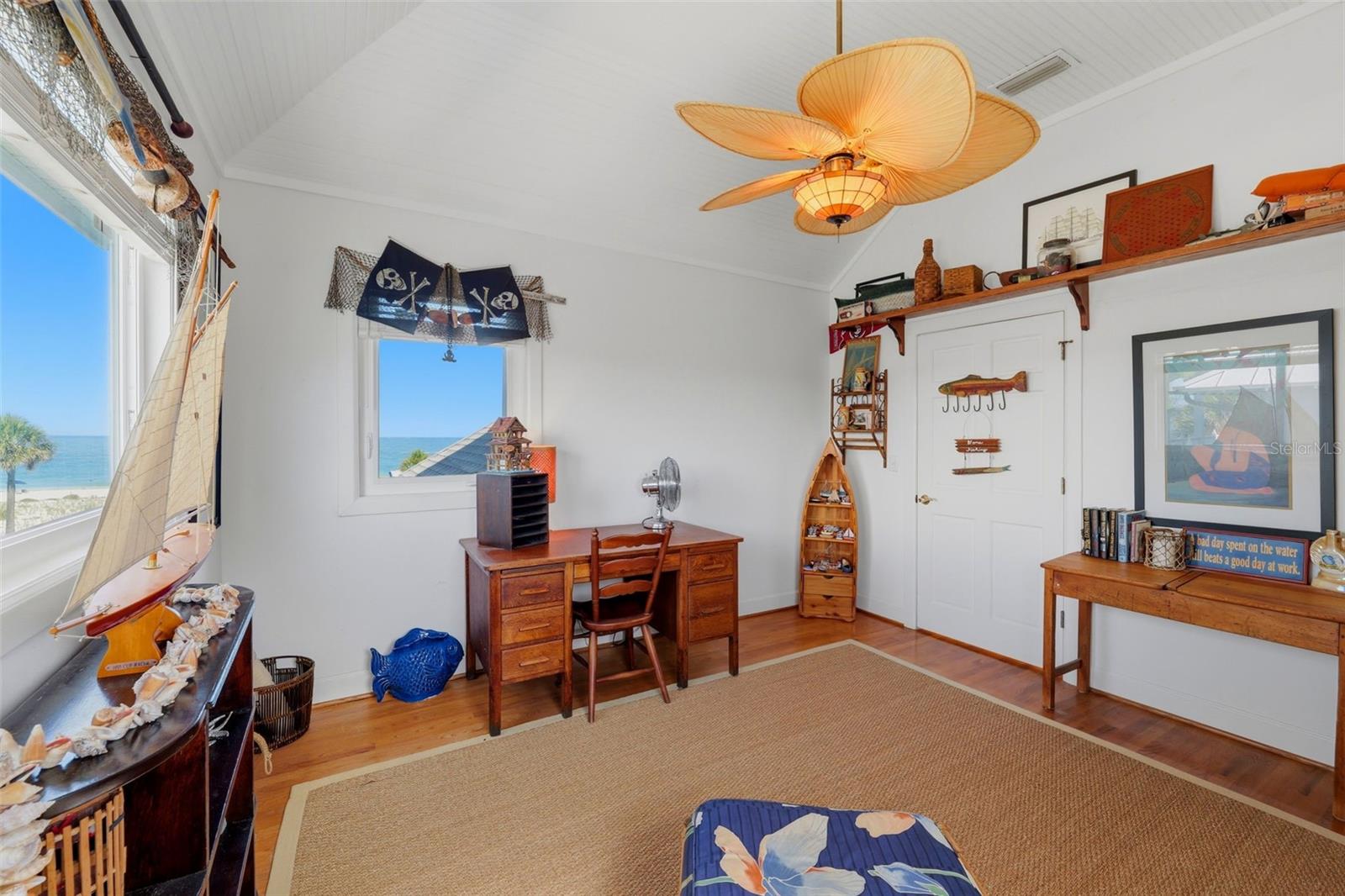 MOREY BEACH - Residential