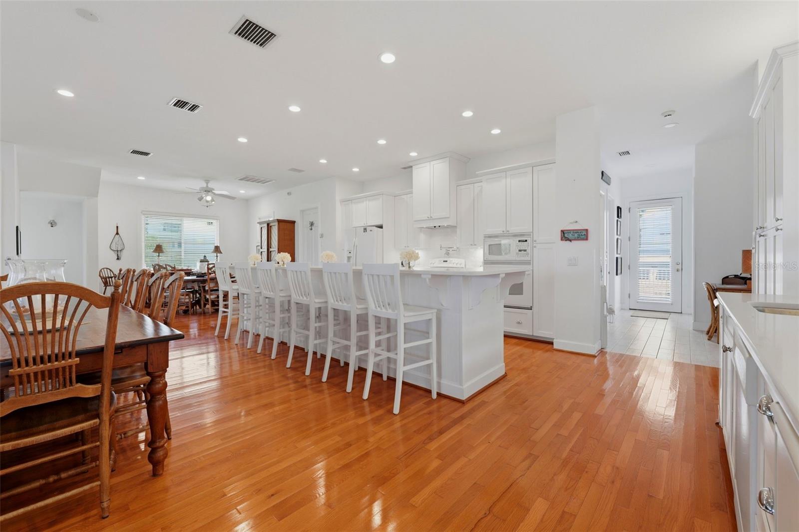 MOREY BEACH - Residential