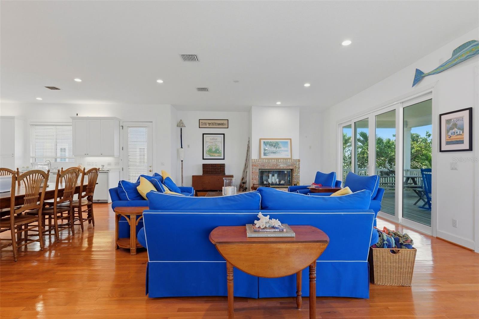 MOREY BEACH - Residential