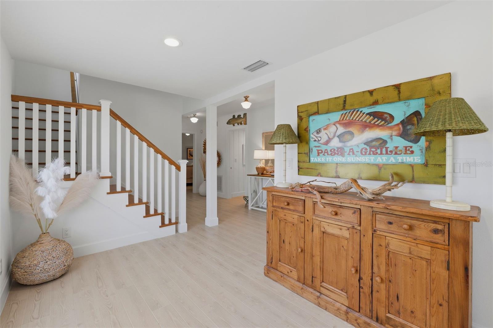 MOREY BEACH - Residential