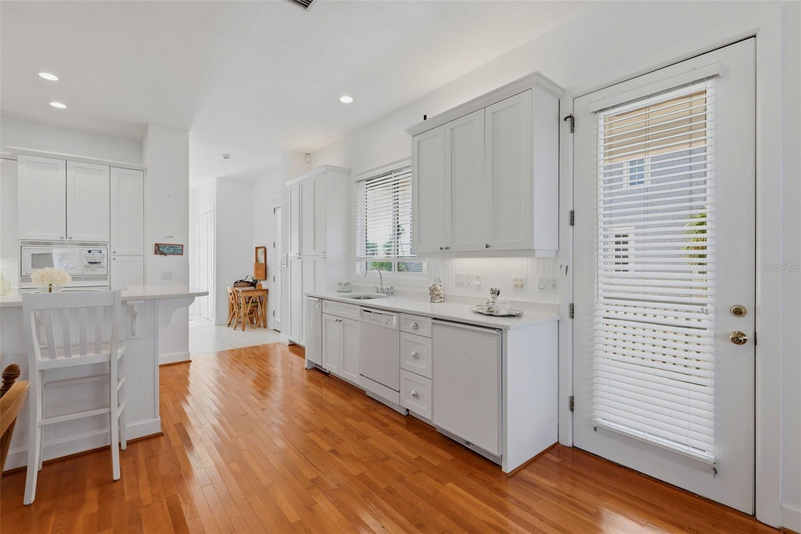 MOREY BEACH - Residential