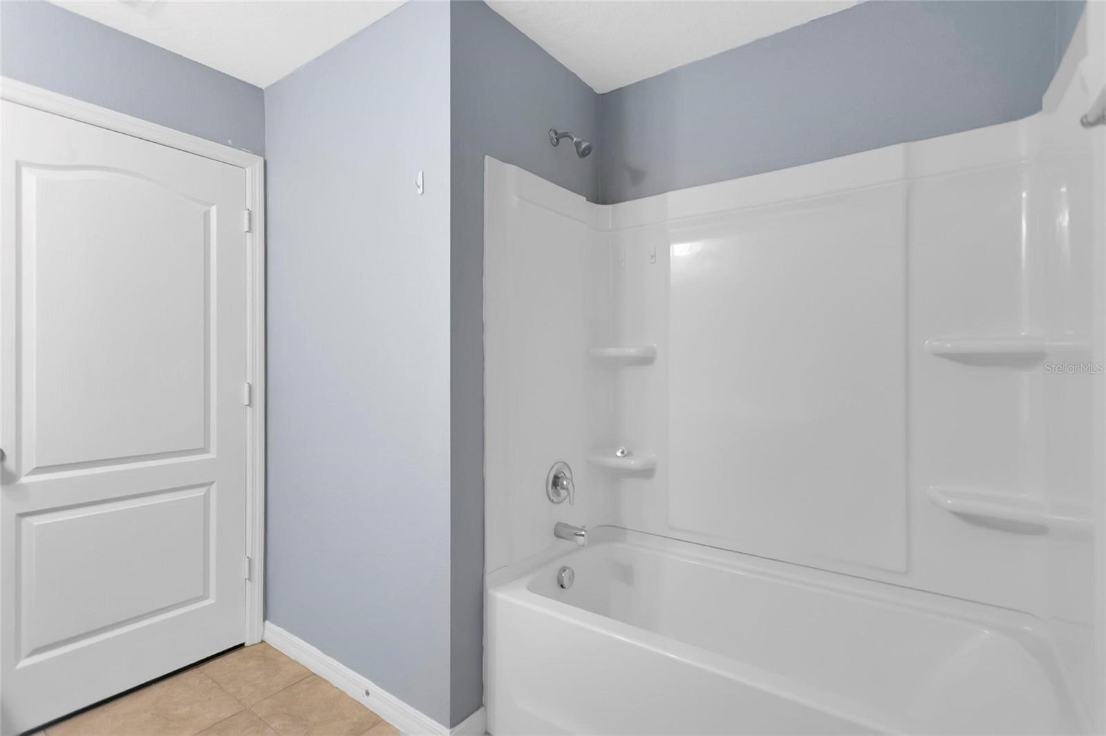 GDNS/LAKE JACKSON RDG PH 3 - Residential
