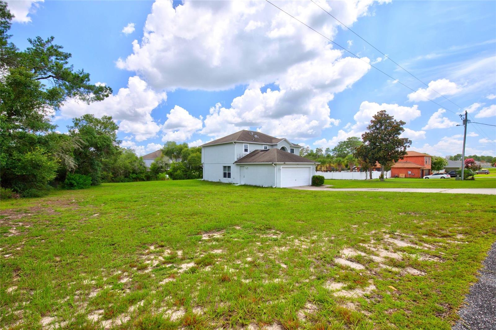 OCALA WATERWAY ESTATE - Residential