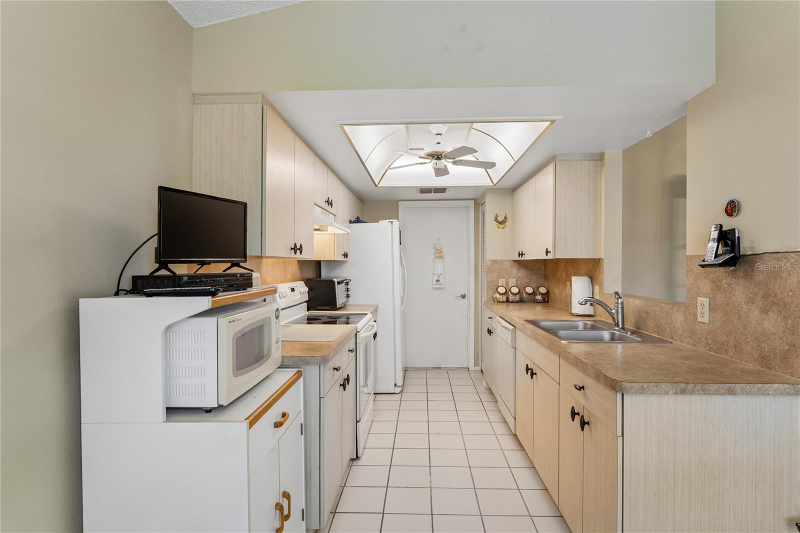 CEDARWOOD VILLAGE CONDO 1 - Residential