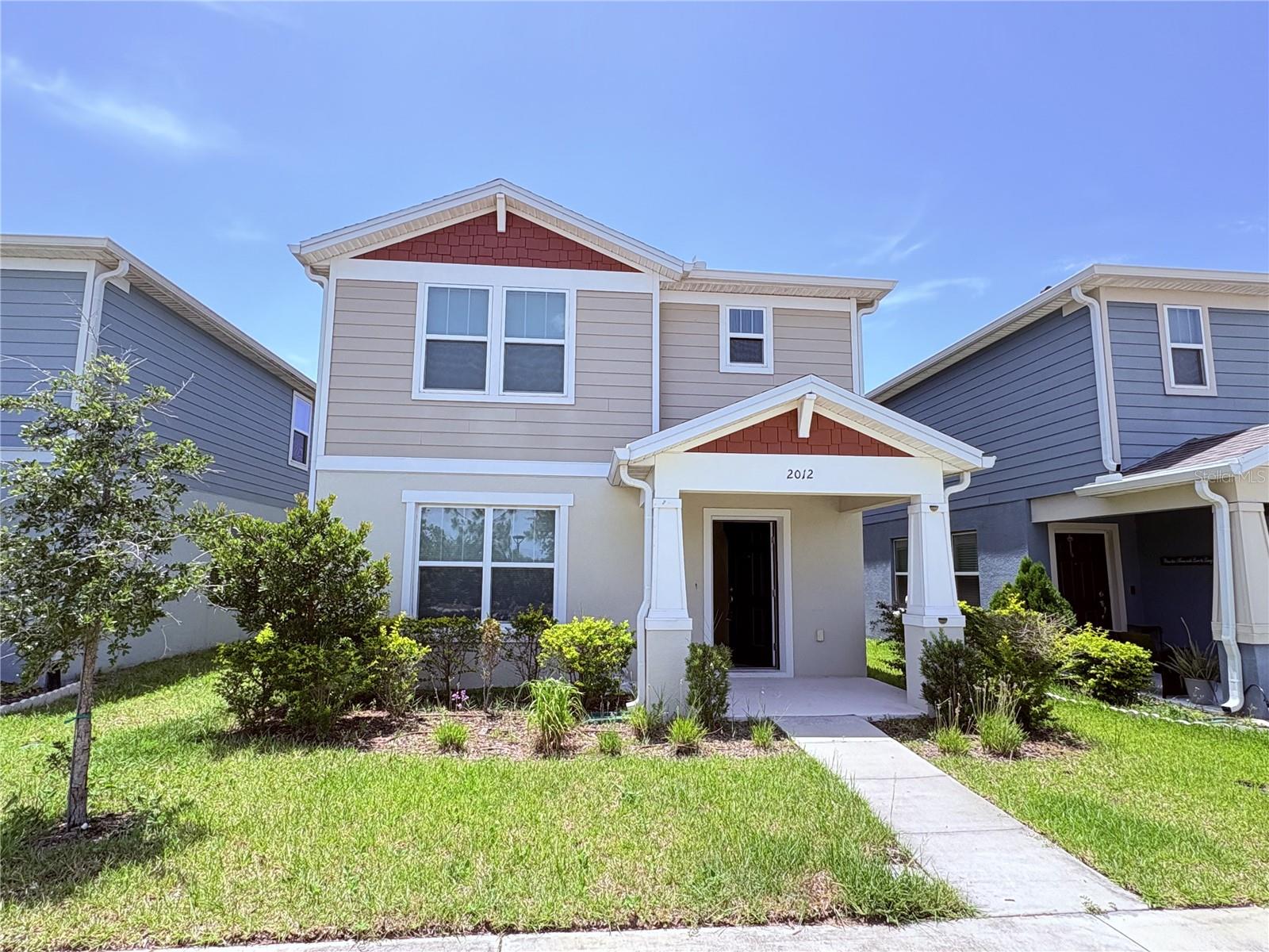 Welcome to this beautiful and well-maintained home in the highly sought-after **Tohoqua** community! Ideally located just minutes from **US-192, Florida's Turnpike, Downtown Kissimmee, NeoCity, Lake Nona Medical City, Orlando International Airport**, and the area's newest residential and commercial developments, this home offers the perfect combination of comfort, convenience, and connectivity.
Enjoy resort-style living with outstanding community amenities, including a **resort-style pool, fitness center, clubhouse, playgrounds, tennis and pickleball courts, scenic walking trails, parks, and beautifully landscaped green spaces**—everything you need to enjoy an active Florida lifestyle.
Inside, you'll appreciate the modern finishes and easy-maintenance flooring. **There is NO carpet throughout most of the home.** The entire first floor features elegant tile flooring, while the second floor is finished with luxury vinyl flooring. **The only carpeted area is the first-floor bedroom**, providing added comfort for guests or a home office.
Don't miss this opportunity to lease a beautiful home in one of Kissimmee's fastest-growing and most desirable communities. Schedule your private showing today!