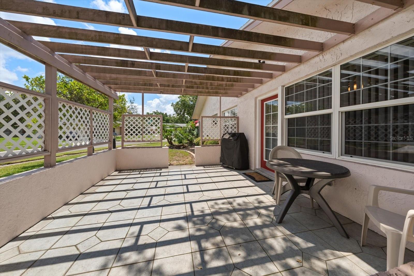 ANCHORAGE OF TARPON LAKE UNIT THREE THE - Residential