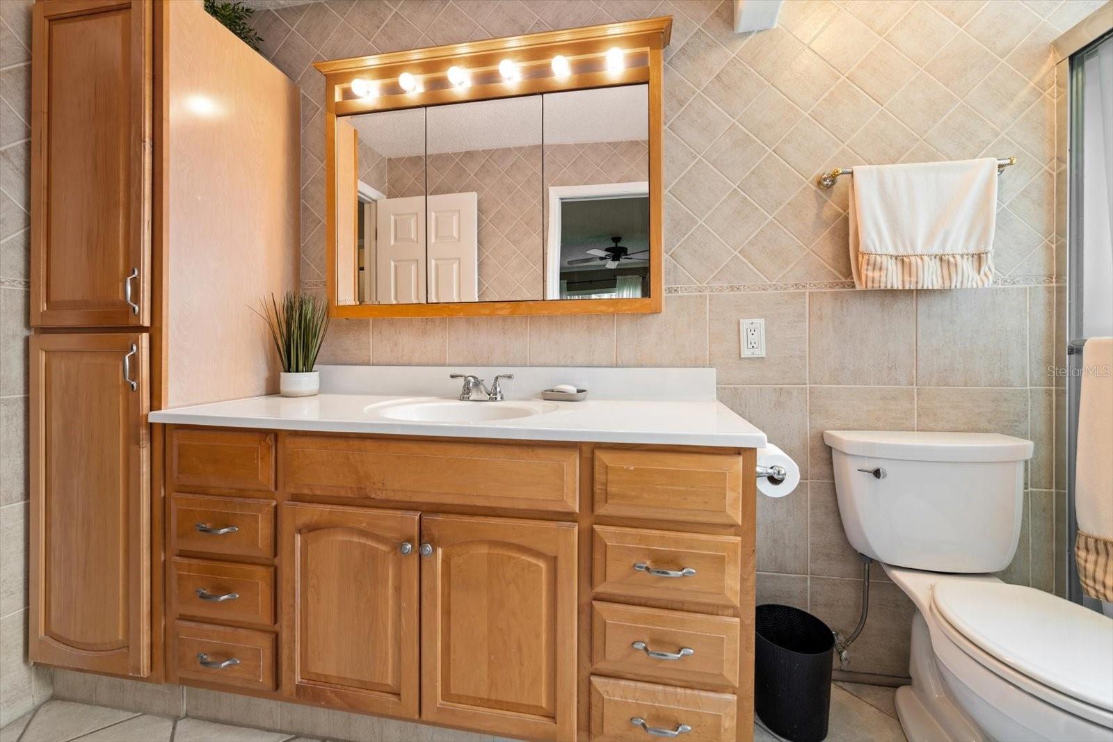 ANCHORAGE OF TARPON LAKE UNIT THREE THE - Residential