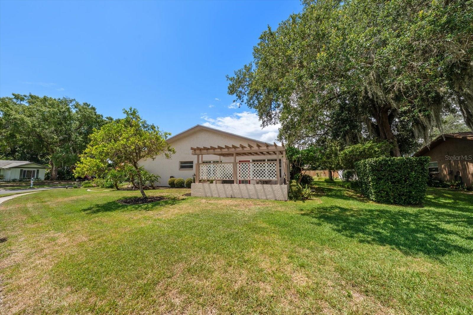 ANCHORAGE OF TARPON LAKE UNIT THREE THE - Residential