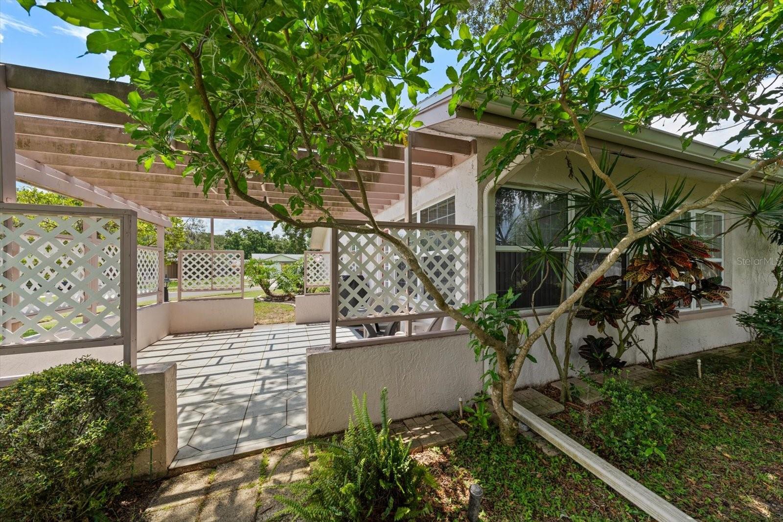 ANCHORAGE OF TARPON LAKE UNIT THREE THE - Residential