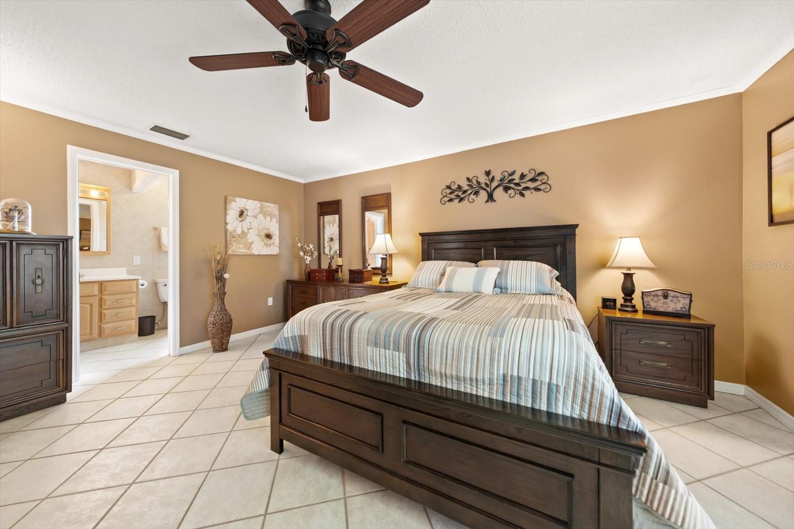 ANCHORAGE OF TARPON LAKE UNIT THREE THE - Residential