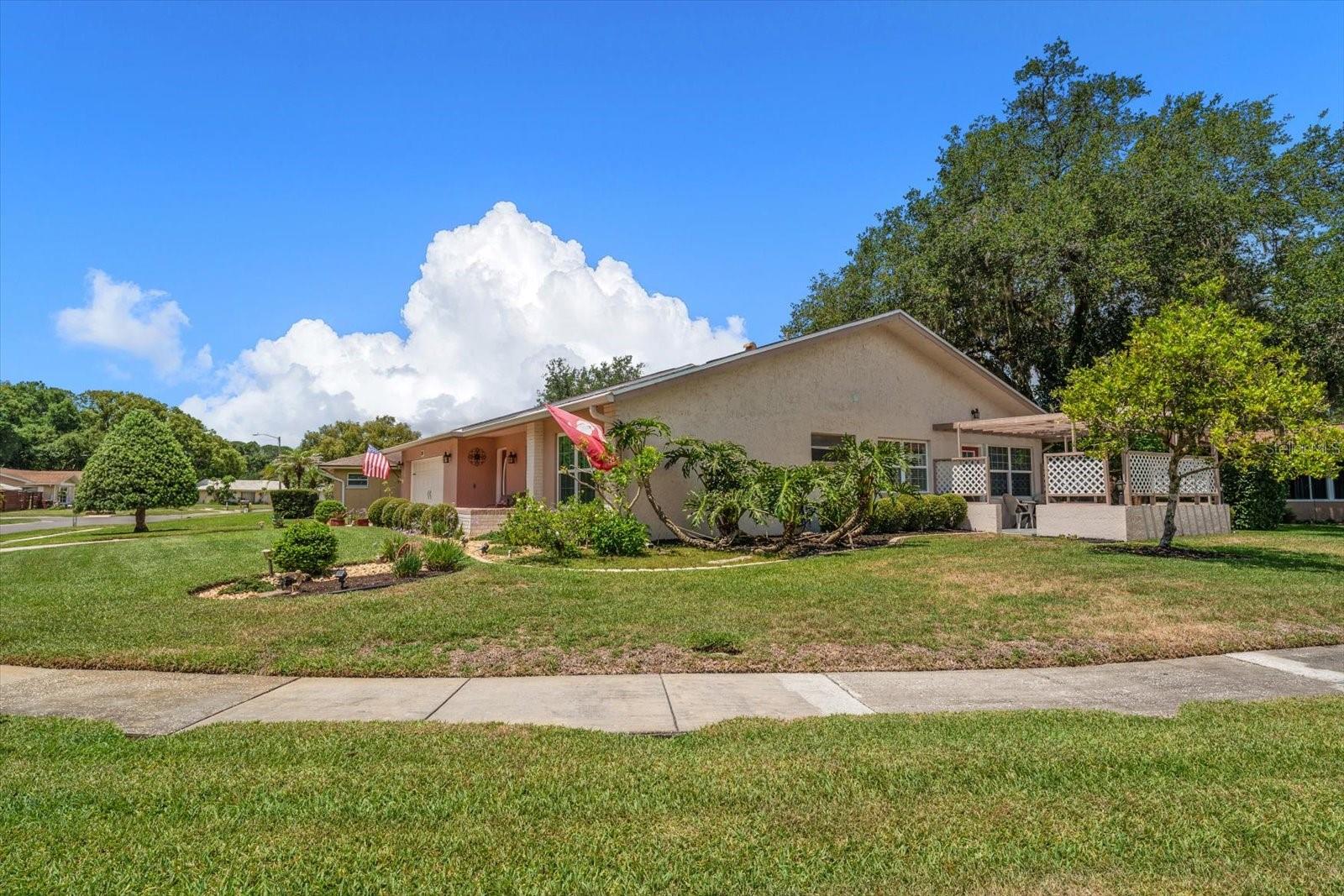 ANCHORAGE OF TARPON LAKE UNIT THREE THE - Residential