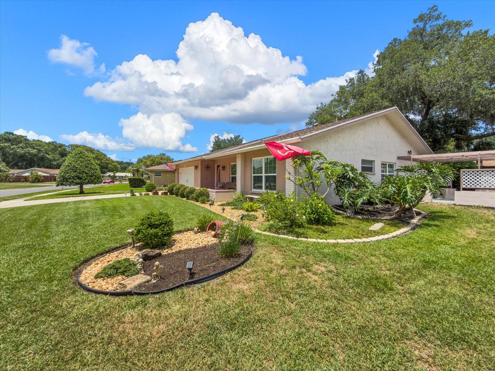 ANCHORAGE OF TARPON LAKE UNIT THREE THE - Residential