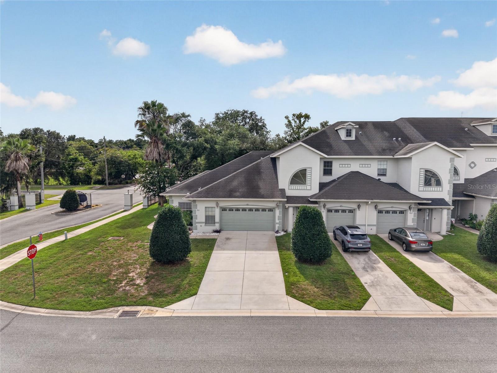 AVALON CONDO - Residential