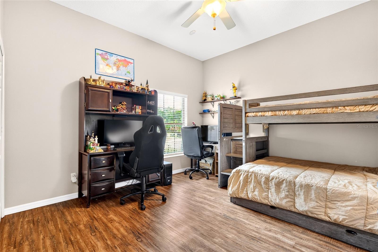 AVALON CONDO - Residential