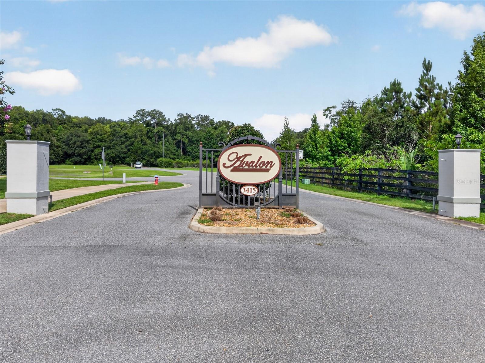 AVALON CONDO - Residential