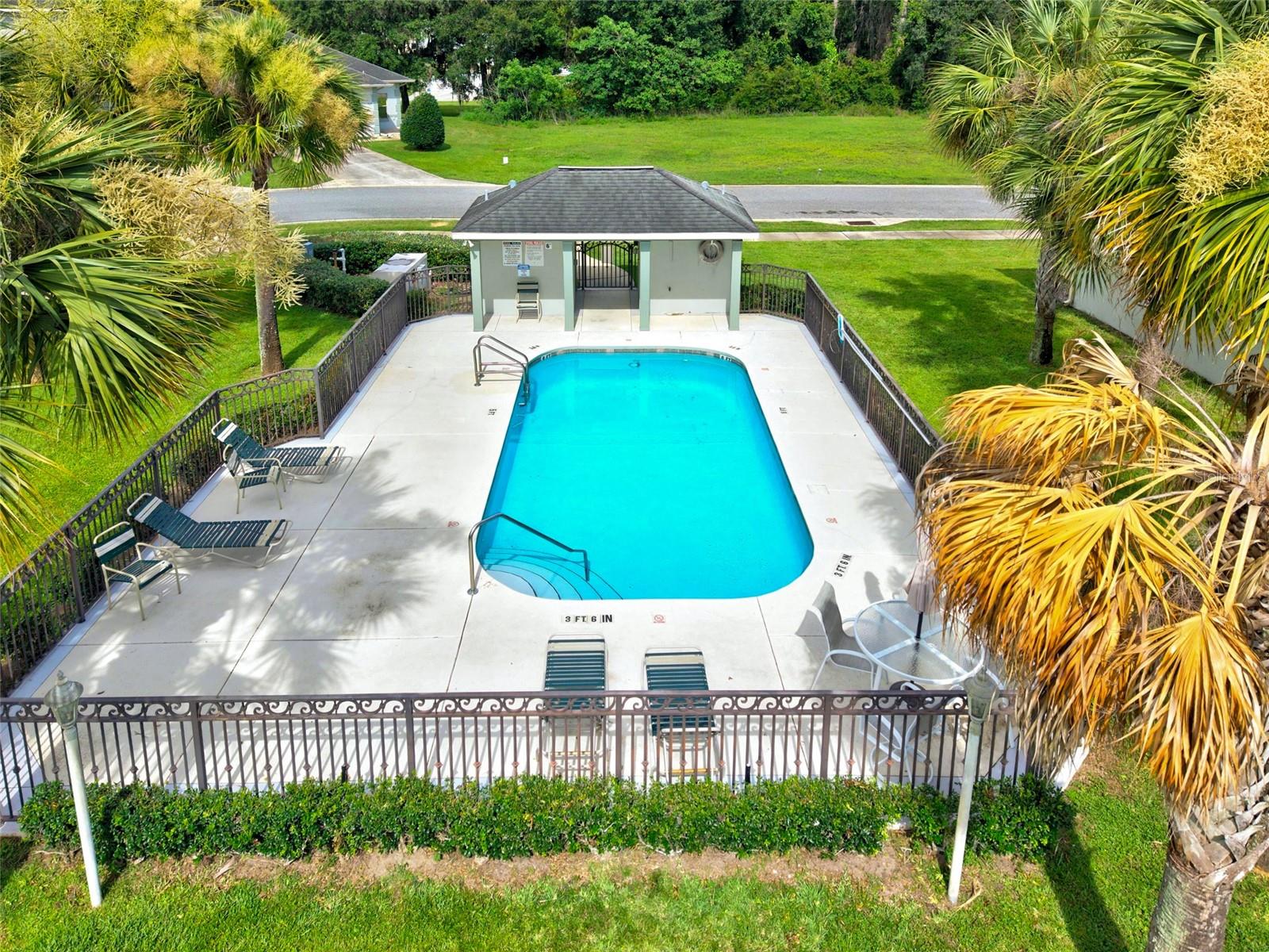 AVALON CONDO - Residential