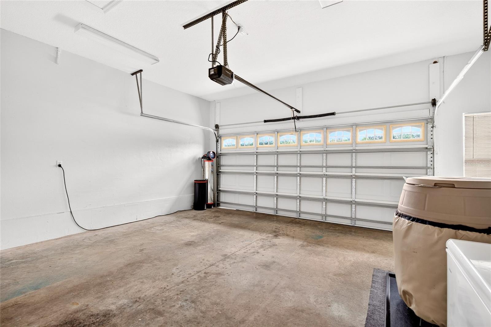 AVALON CONDO - Residential
